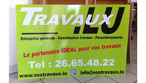 Les Coulisses du Monde Publicitaire : Créativité, Stratégie et Innovation