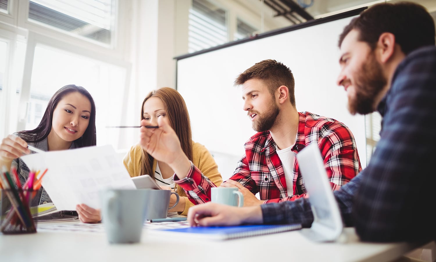 Stratégies gagnantes : Comment une agence de communication et marketing peut booster votre entreprise