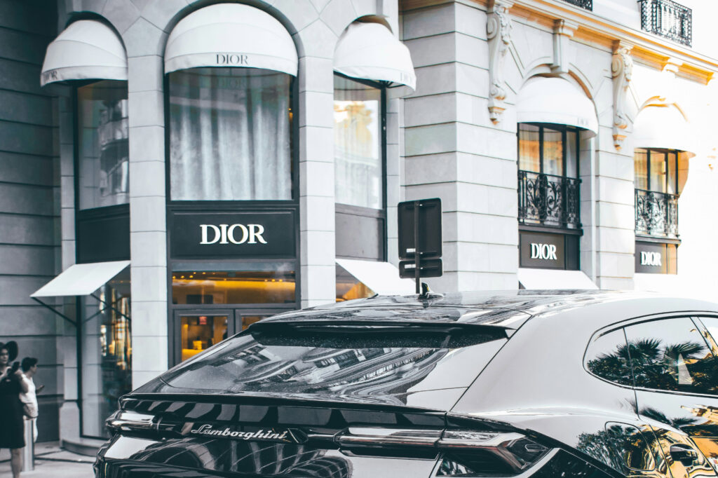 Élégance et Excellence : Les Services d’une Agence Marketing de Luxe